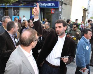 Quintana criouse no barrio do Calvario, onde os pais rexentaban unha drogaría (clique para ampliar)